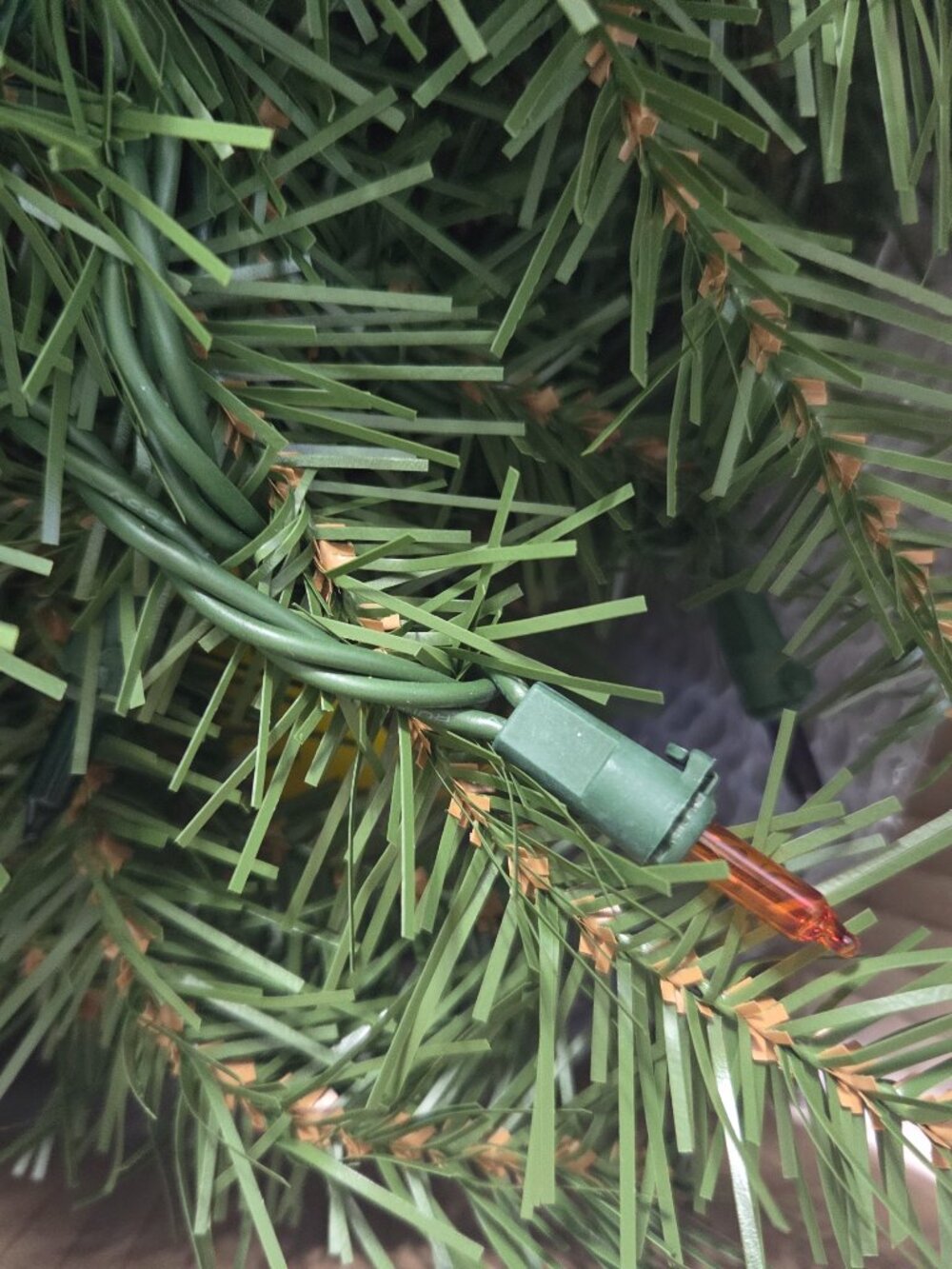 National Tree Co 9’ Pre-Lit Norwood Fir Garland Multicolor Lights Christmas, NWT